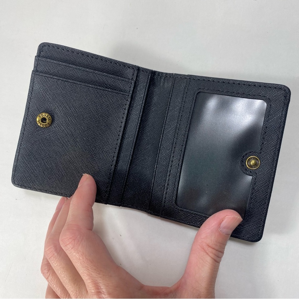 🎉LAST CALL🎉 Fossil Black Leather Bifold Snap Closure Card Holder Wallet - Picture 7 of 10